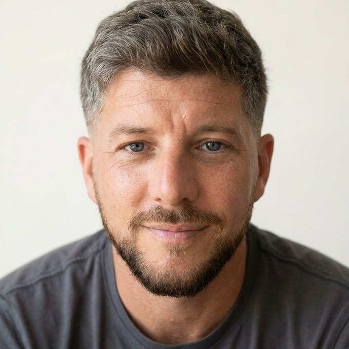 Fraser Bracey, high-ticket sales and growth operator